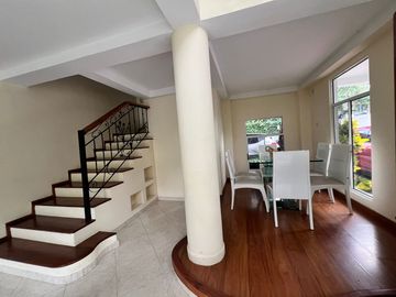 VENDEMOS CASA CAMPESTRE UBICADA EN BAJO DAPA