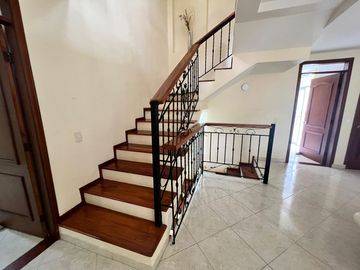 VENDEMOS CASA CAMPESTRE UBICADA EN BAJO DAPA