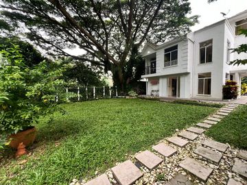 VENDEMOS CASA CAMPESTRE UBICADA EN BAJO DAPA
