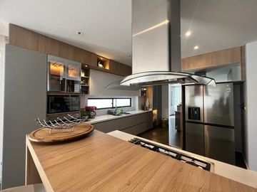 VENDEMOS CASA EN CONDOMINIO ALFAGUARA