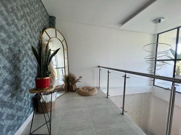 VENDEMOS CASA EN CONDOMINIO ALFAGUARA