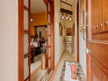 Cali, San Fernando. Vendo Casa Edificio Con 6 Apartamentos