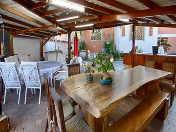 Cali, San Fernando. Vendo Casa Edificio Con 6 Apartamentos
