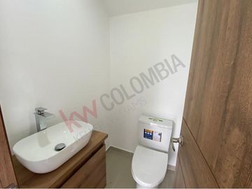 Vendo Casa Esquinera Moderna Para Estrenar De Tres Pisos, Condominio Senderos De Las Mercedes Jamundi