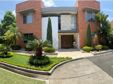 Vendo Casa En exclusivo Condominio en Pance, Cali Valle del Cauca, Colombia