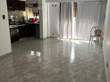 Departamento de 2 ambientes en venta, en Ramos Mejía