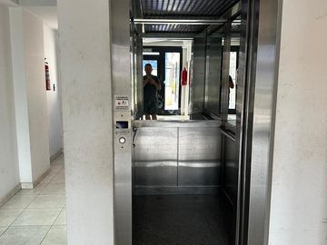 Departamento de 2 ambientes en venta, en Ramos Mejía