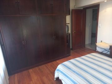 Casa en venta - 4 Dormitorios 3 Baños - Cochera - 1600Mts2 - Luis Guillón, Esteban Echeverría