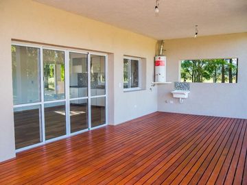 Casa en venta - 2 dormitorios 1 baño - 1.144mts2 - Posadas de los Lagos, Coronel Brandsen