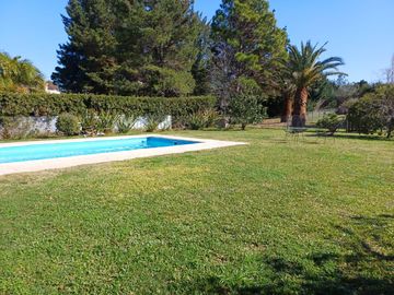 Casa en Venta 4 ambientes con dependencia - Abril Club De Campo