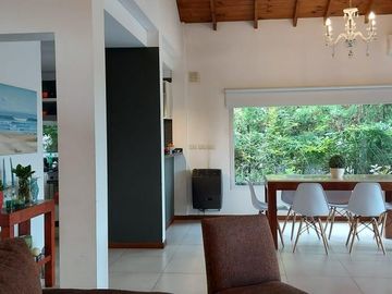 Casa en Venta de  4 ambientes- Alamo Alto-