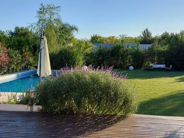 Casa en Venta de  4 ambientes- Alamo Alto-