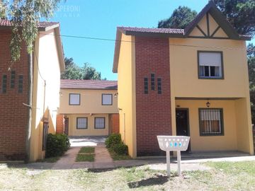 Duplex 3 ambientes VENTA  Mar Del Tuyu