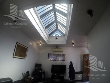 Venta - Casa, 7/Siete Ambientes - V.Maipu, San Martin, Zona Norte