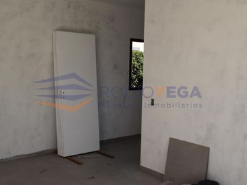 Venta de casa  en barrio Las Orquineas, Pilar