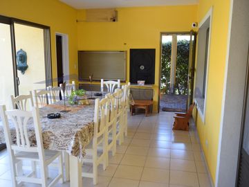 Venta de casa  en barrio Las Orquineas, Pilar