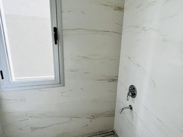 Departamento en  venta en edificio de CATEGORIA  -  Monte Grande