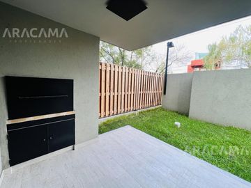 Departamento en  venta en edificio de CATEGORIA  -  Monte Grande