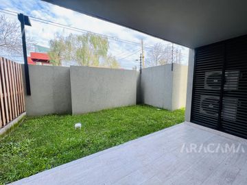 Departamento en  venta en edificio de CATEGORIA  -  Monte Grande