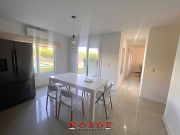 VENTA • ESCOBAR • PUERTOS DEL LAGO-VISTAS• CASA • 5 AMBIENTES • PISCINA