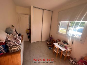 VENTA • ESCOBAR • PUERTOS DEL LAGO-VISTAS• CASA • 5 AMBIENTES • PISCINA
