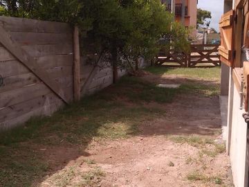Casa en venta - 2 Dormitorios 1 Baño 2 Cocheras - 480Mts2 - San Clemente del Tuyú