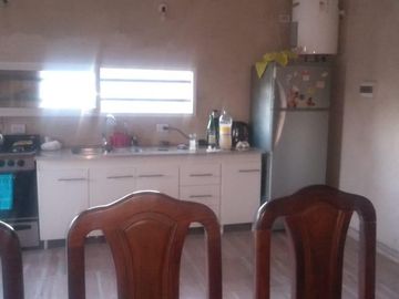 Casa en venta - 2 Dormitorios 1 Baño 2 Cocheras - 480Mts2 - San Clemente del Tuyú