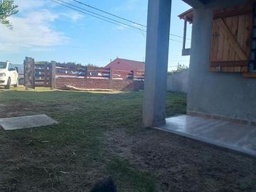 Casa en venta - 2 Dormitorios 1 Baño 2 Cocheras - 480Mts2 - San Clemente del Tuyú