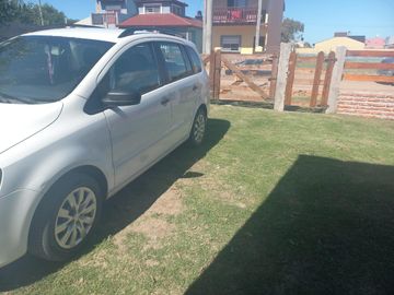 Casa en venta - 2 Dormitorios 1 Baño 2 Cocheras - 480Mts2 - San Clemente del Tuyú