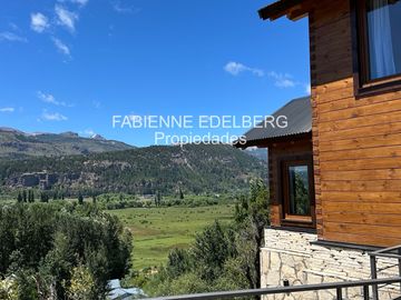 Casa en  venta Barrio Raitra 3 dorm en suite mas monoambiente - San Martin de los Andes