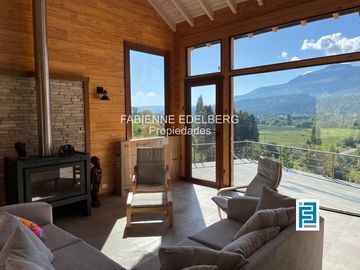Casa en  venta Barrio Raitra 3 dorm en suite mas monoambiente - San Martin de los Andes