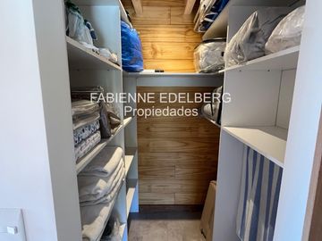 Casa en  venta Barrio Raitra 3 dorm en suite mas monoambiente - San Martin de los Andes