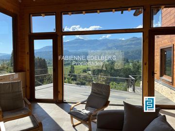 Casa en  venta Barrio Raitra 3 dorm en suite mas monoambiente - San Martin de los Andes