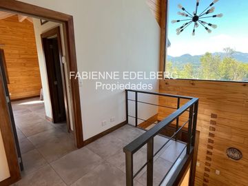 Casa en  venta Barrio Raitra 3 dorm en suite mas monoambiente - San Martin de los Andes