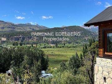 Casa en  venta Barrio Raitra 3 dorm en suite mas monoambiente - San Martin de los Andes