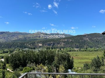 Casa en  venta Barrio Raitra 3 dorm en suite mas monoambiente - San Martin de los Andes