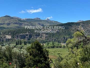Casa en  venta Barrio Raitra 3 dorm en suite mas monoambiente - San Martin de los Andes
