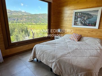Casa en  venta Barrio Raitra 3 dorm en suite mas monoambiente - San Martin de los Andes