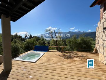 Casa en  venta Barrio Raitra 3 dorm en suite mas monoambiente - San Martin de los Andes