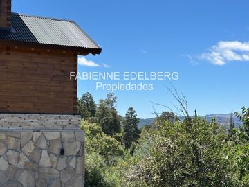 Casa en  venta Barrio Raitra 3 dorm en suite mas monoambiente - San Martin de los Andes