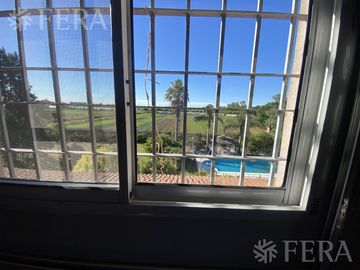 Venta casa quinta de 4 ambientes con piscina en Villa San Luis - Florencio Varela