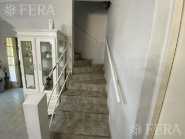 Venta casa quinta de 4 ambientes con piscina en Villa San Luis - Florencio Varela