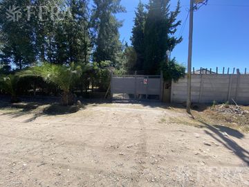 Venta casa quinta de 4 ambientes con piscina en Villa San Luis - Florencio Varela