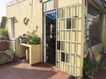PH de 4 ambientes con terraza.