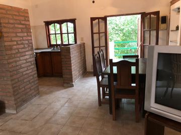 CASA EN  CENTRO SANTA ROSA DE CALAMUCHITA - 2 DORM