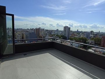 Espect depto a estrenar 4 amb con dos patios propios y parrilla