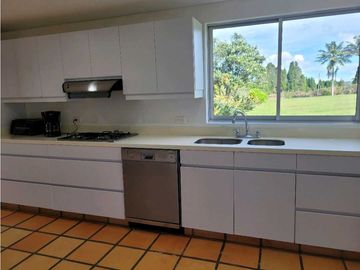 Venta de Finca en Guarne Excelente Ubicación Unidad Cerrada