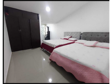 Hermosa y amplia casa en venta en El Jardín