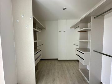 Apartamento en venta vista a la cordillera sector Castellana