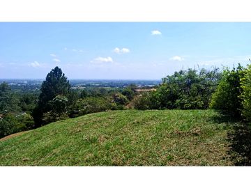 LOTE EN VENTA, COLINAS DE MIRAVALLE, JAMUND